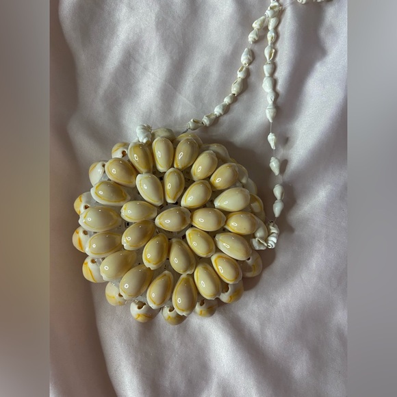 Shell purse - Picture 3 of 6